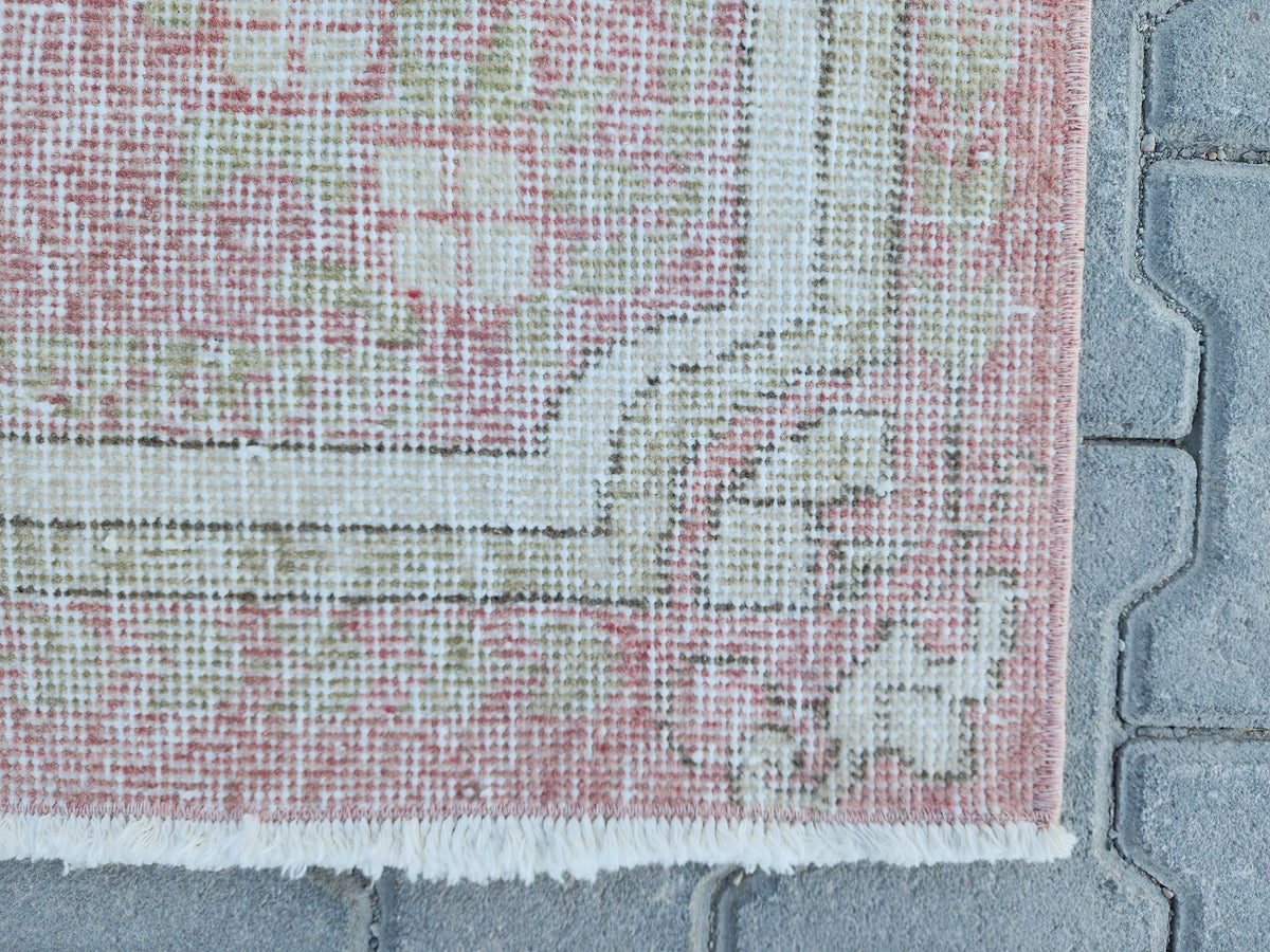 Handwoven Turkish Isparta Oushak Rug 4x7: Pink Wool Oriental Rug