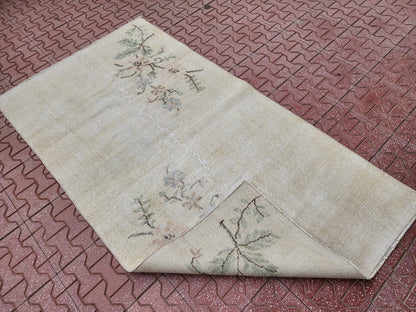 Handwoven Wool Oushak Rug 4x6: Green & Neutral Turkish Design