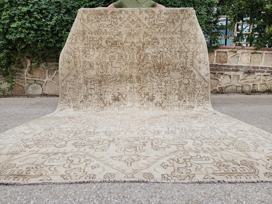 6x9 Vintage Geometric Rug, Neutral Turkish Area Carpet, Home Living Room Decor
