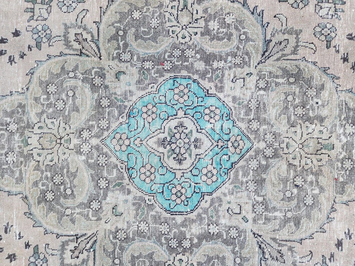 9x12 Vintage Brown Area Rug: Hand Knotted, Persian Medallion Design