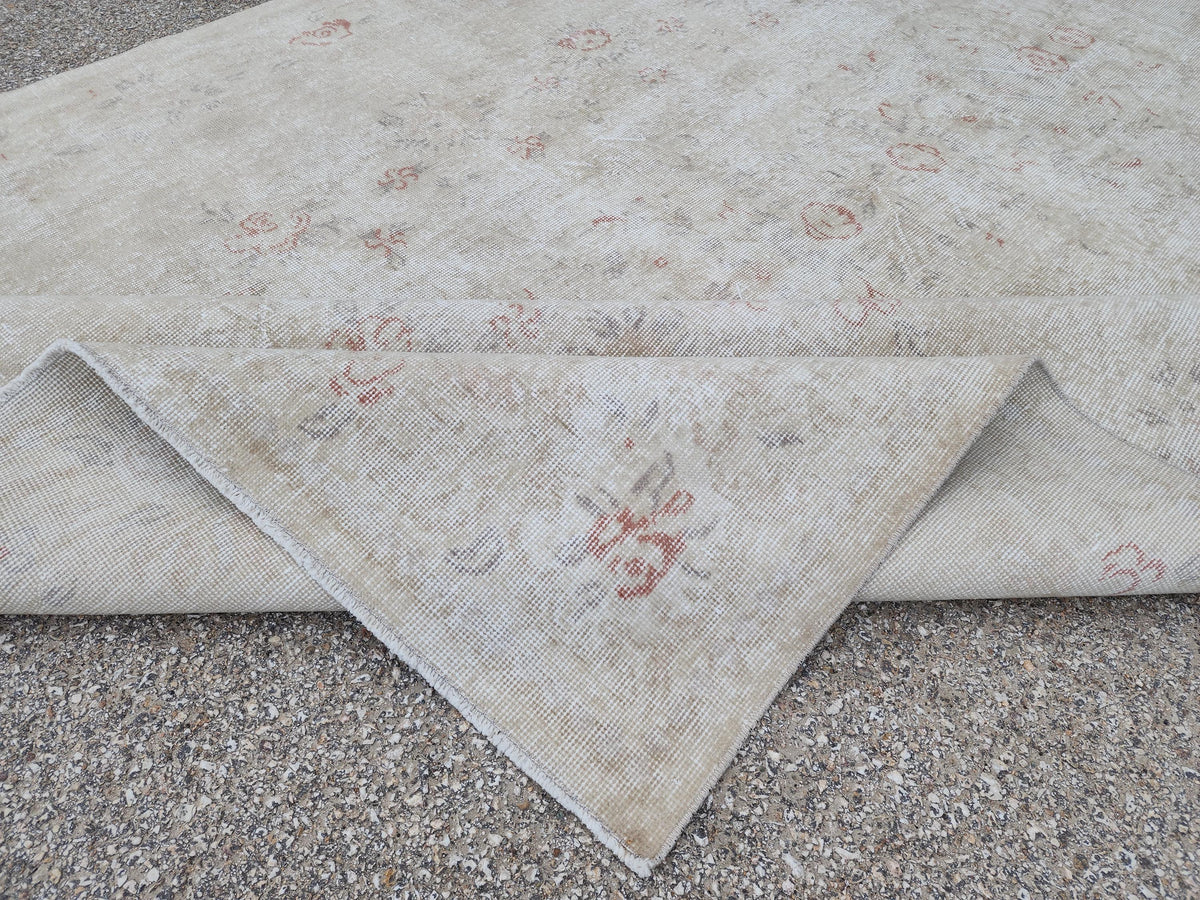 6x10 Turkish Wool Rug: Handwoven Floral Beige Oushak Rug