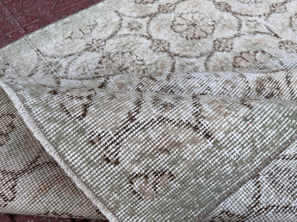 Handwoven Neutral Oushak Rug 4x7: Turkish Wool & Cotton Rug