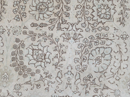 9x12 Neutral Wool Vintage Rug, Hand Knotted, Floral Persian Design