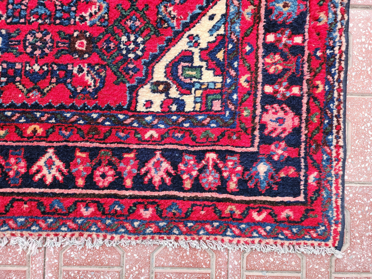 Vintage Oushak Rug 4x6: Handwoven Wool Turkish Rug