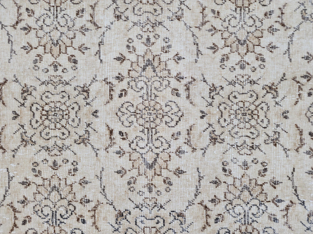 Neutral Handmade Oushak Rug 6x10: Wool Turkish Oriental Area Rug, Farmhouse Decor