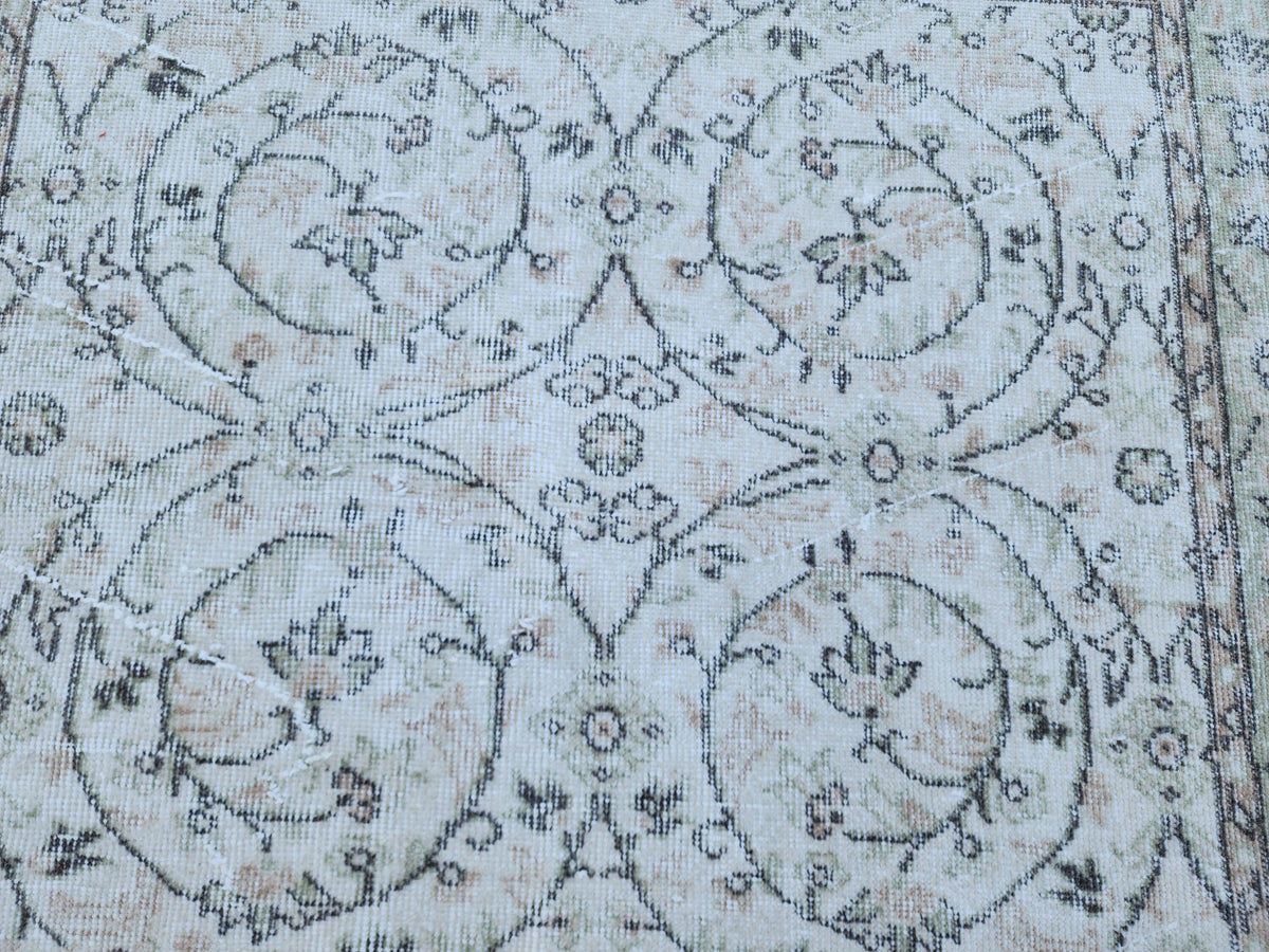 Handwoven Turkish Oushak Rug 4x7: Wool & Cotton Blend