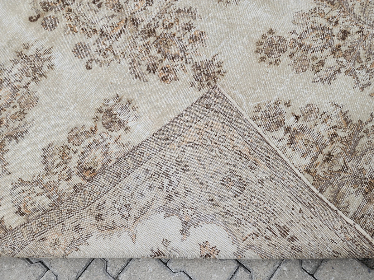 Vintage Turkish Isparta Rug 7x10: Cream & Gray Neutral Rug