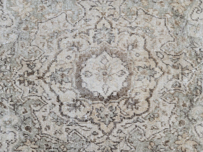 6x10 Vintage Oushak Rug: Hand-Knotted Turkish Wool Medallion Rug