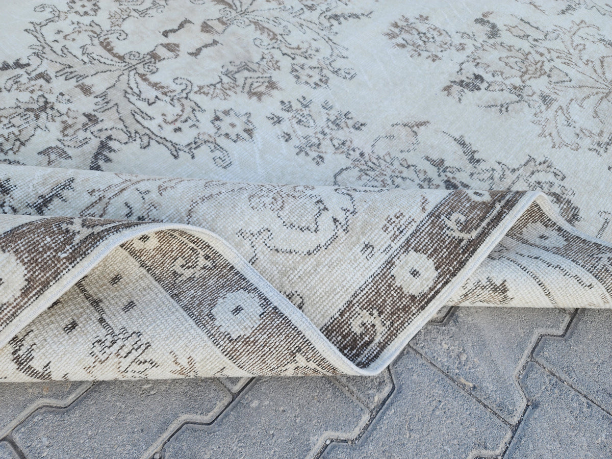 7x10 Vintage Oushak Rug: Hand-Knotted Wool, Beige Traditional Rug