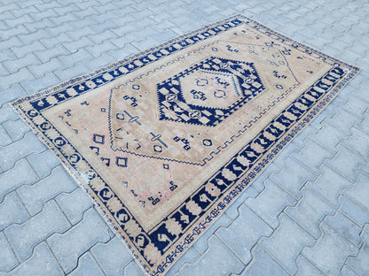 Vintage Oushak Rug 4x6: Neutral Turkish Handmade Area Rug