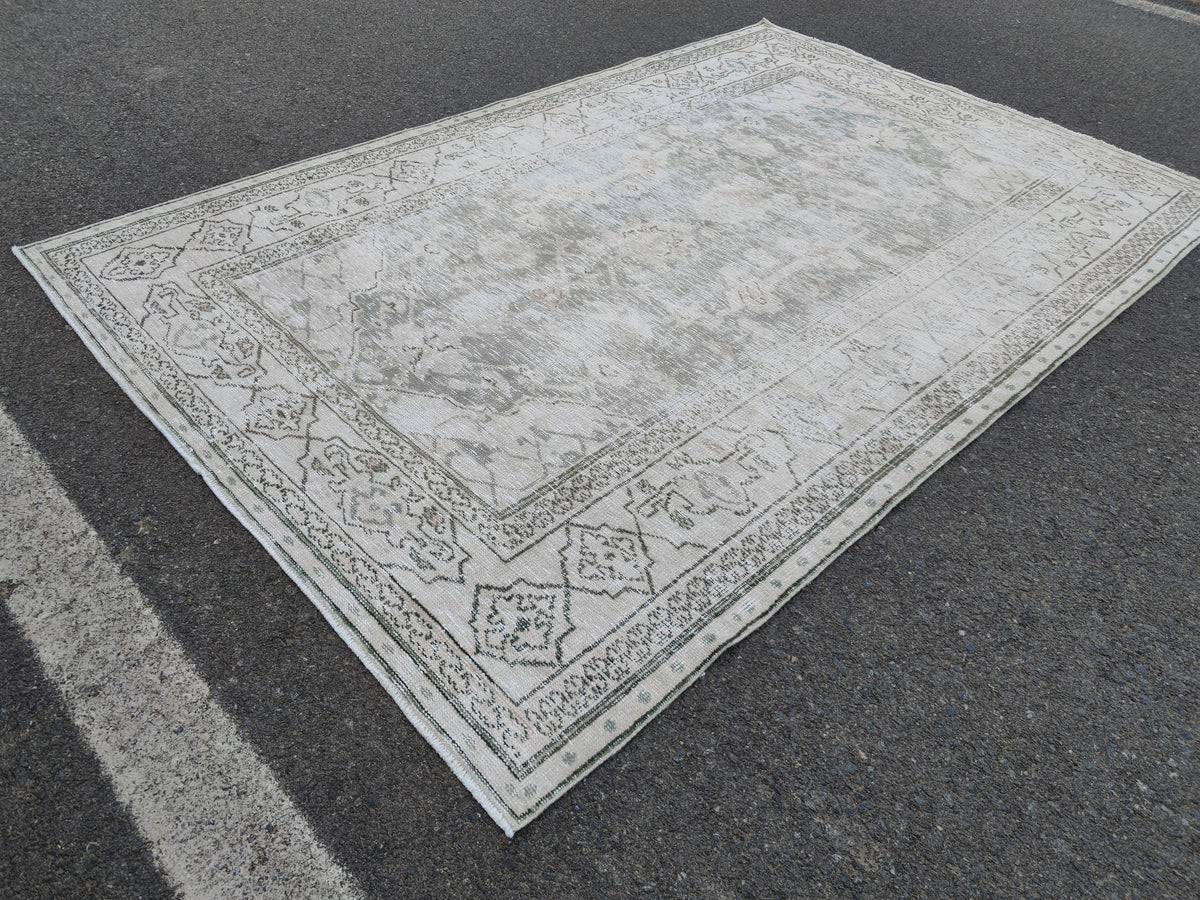 6x10 Hand Knotted Wool Rug: Neutral Green Mid-Century Decor