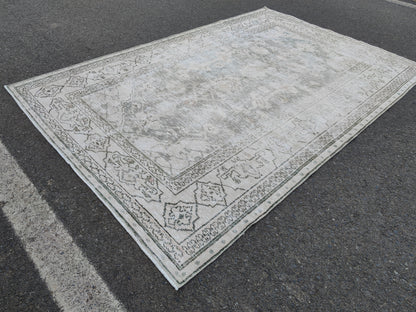 6x10 Hand Knotted Wool Rug: Neutral Green Mid-Century Decor