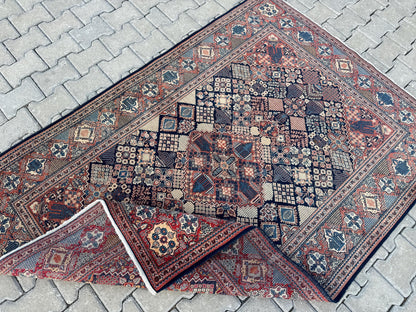 5x7 Antique Turkish Wool Rug: Handcrafted Bohemian Area Rug