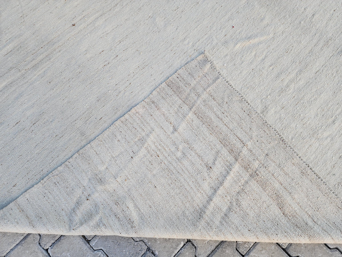 Hand Knotted Turkish Kilim Rug 8x12: Neutral Wool, Rustic Decor