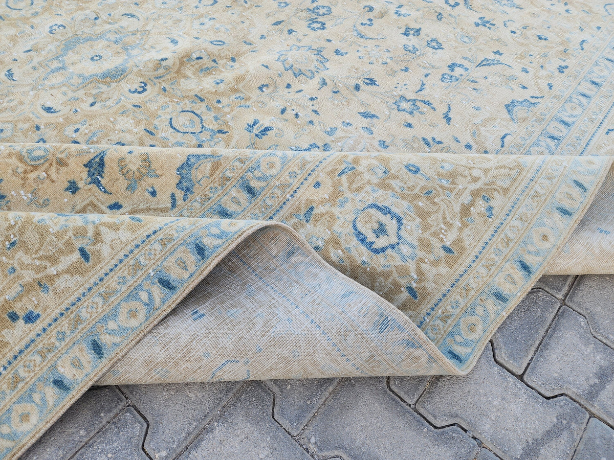 Oversized Vintage Rug 9x13: Hand Knotted Wool, Neutral Blue & Cream