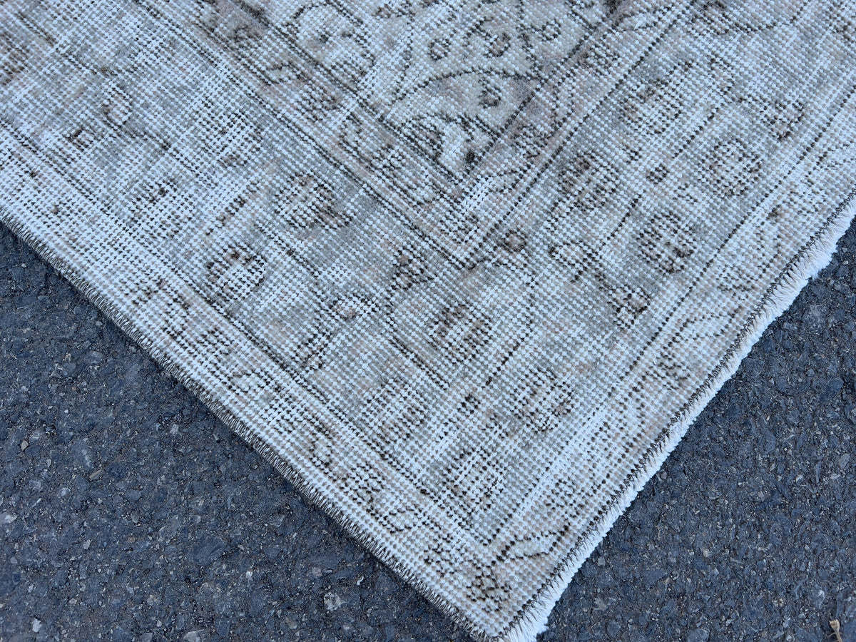 5x8 Handwoven Wool Turkish Rug: Neutral Oushak Area Rug