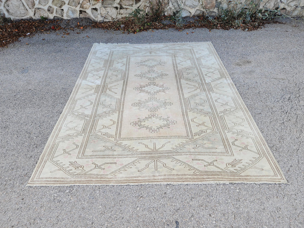 Wool Beige Area Rug 7x9, Turkish Hand Made Carpet, Home Living Room Decor