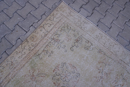 6x10 Neutral Rug, Floral Medallion Design, Turkish Hand Knotted