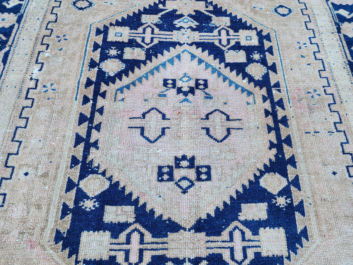 Vintage Oushak Rug 4x6: Neutral Turkish Handmade Area Rug