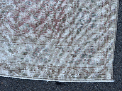 Handmade Wool Oushak Rug 5x9: Muted Red, Century Modern