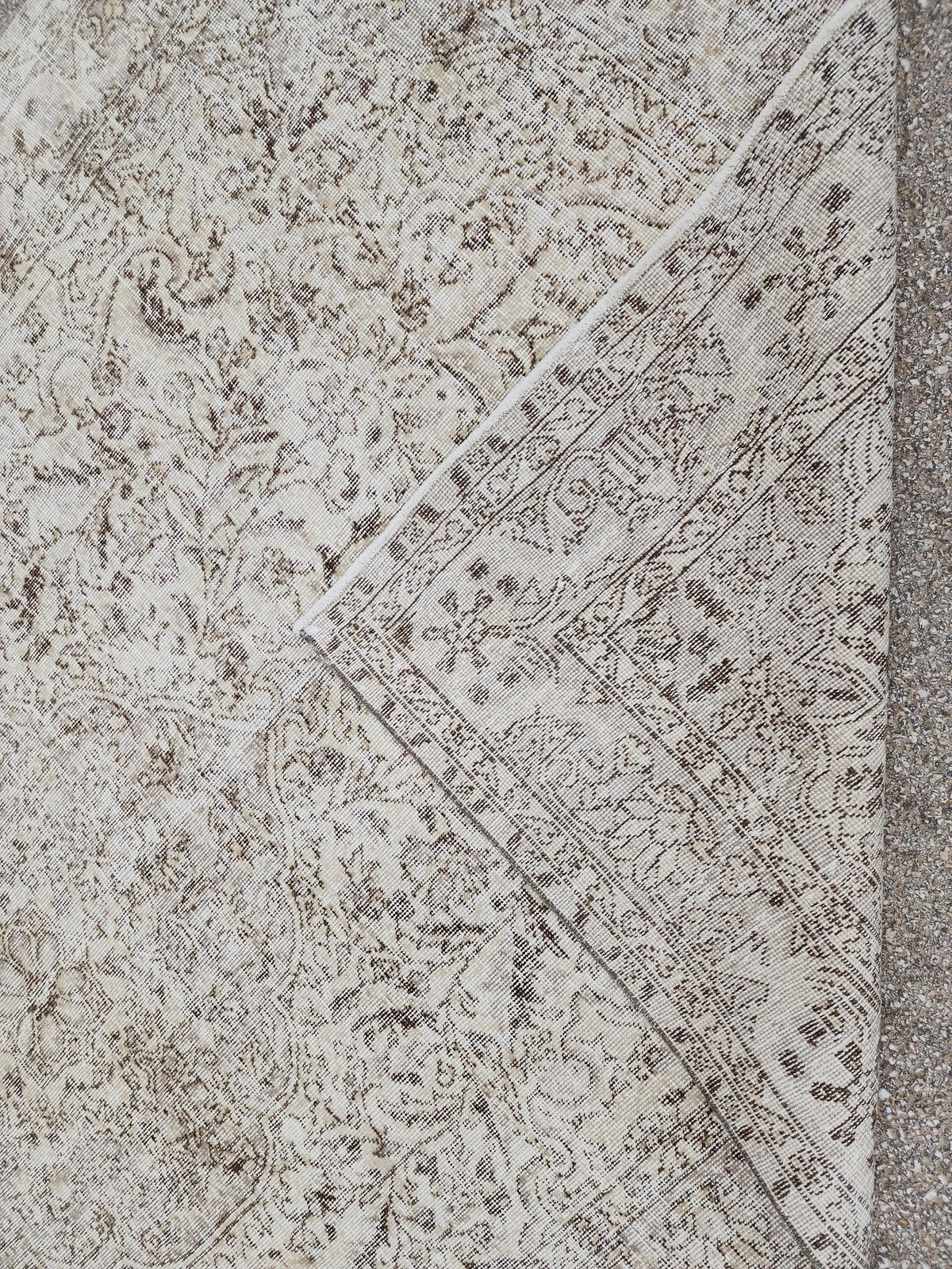 Hand Knotted Wool Oushak Rug 6x10: Ivory Beige Turkish Area Rug