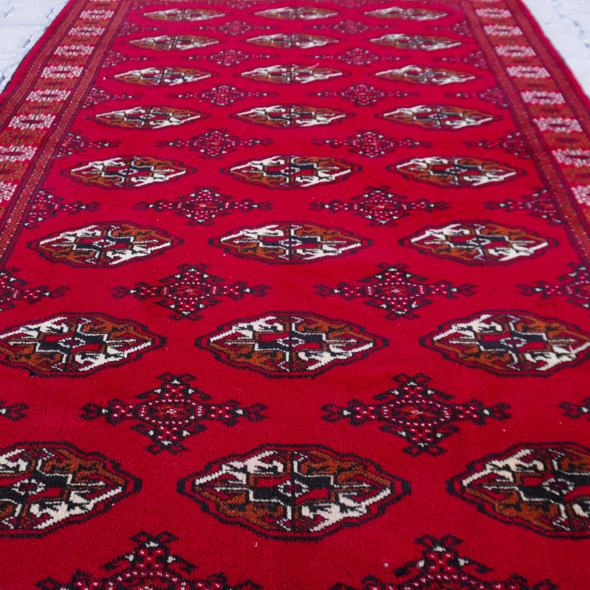 4x6 Vintage Turkmen Rug: Hand-Knotted Wool, Red Accent Rug