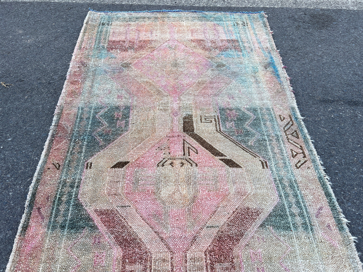Vintage Turkish Wool Area Rug 4x9: Oriental Entryway Rug
