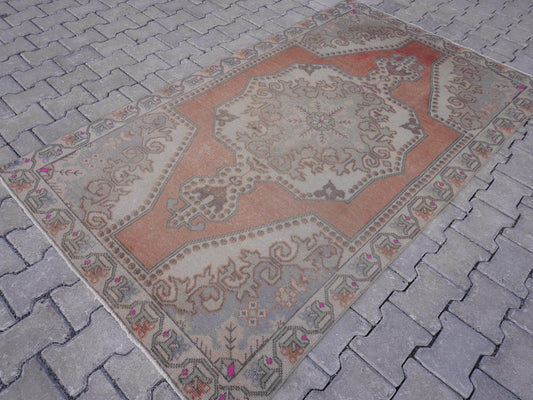 4x7 Vintage Oushak Rug, Handwoven Wool Area Rug, Neutral Boho Decor