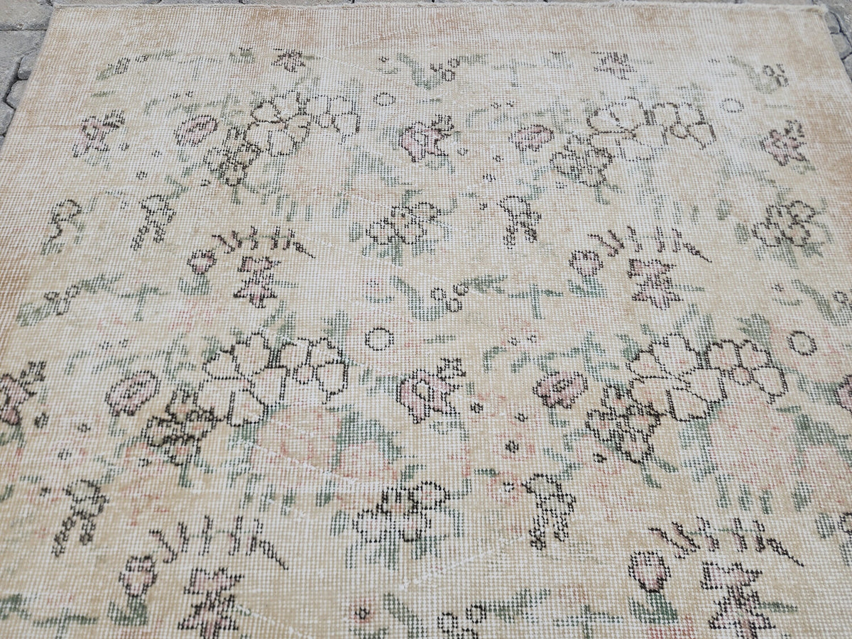 3x6 Vintage Turkish Oushak Rug: Handwoven Wool & Cotton