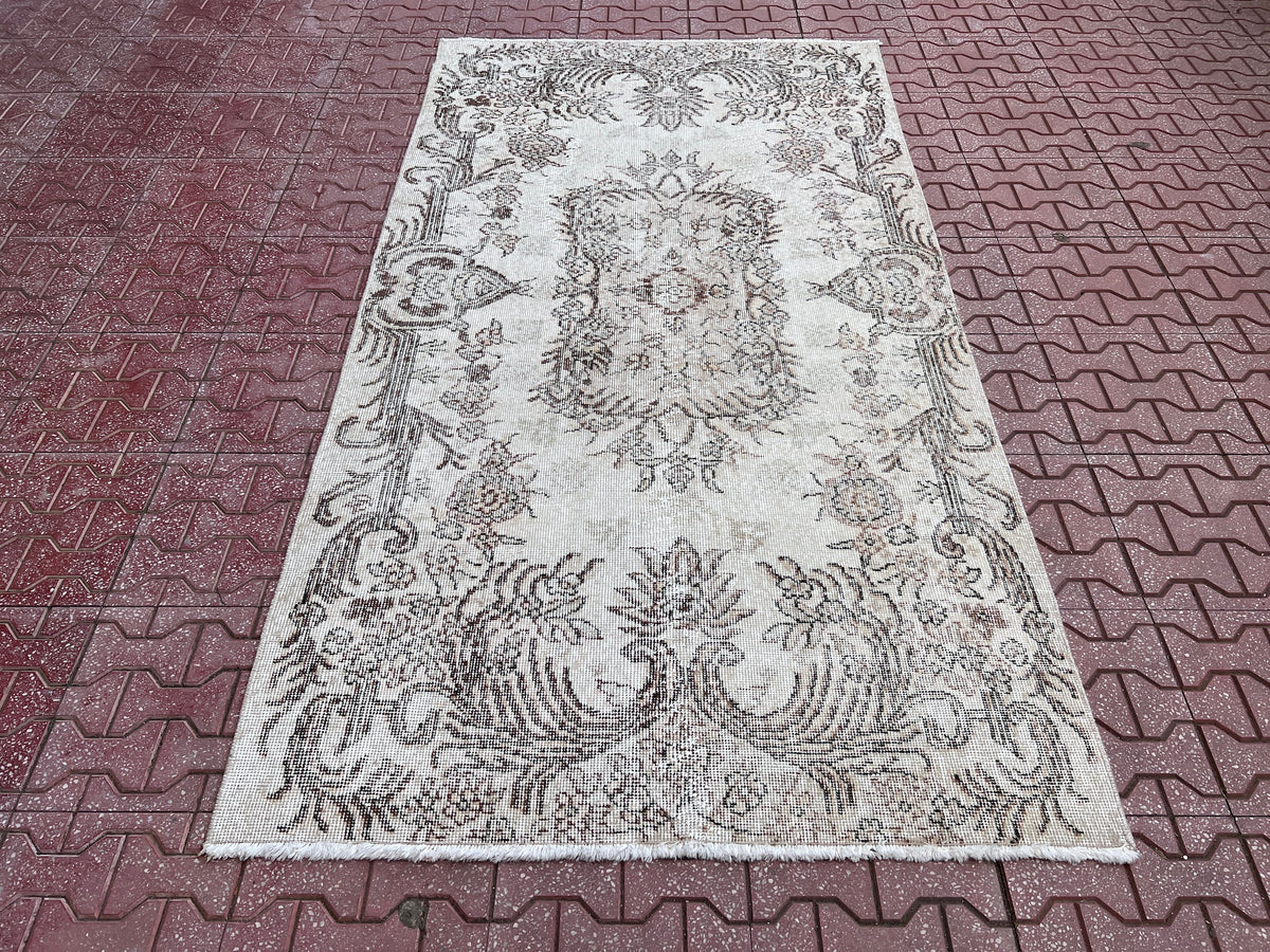 Handwoven Turkish Oushak Rug: 4x7 Wool Cotton Blend