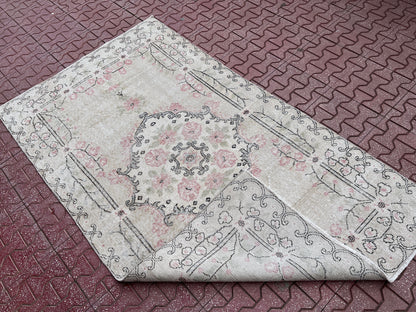 Handwoven Turkish Oushak Rug: 50/50 Wool Cotton Blend