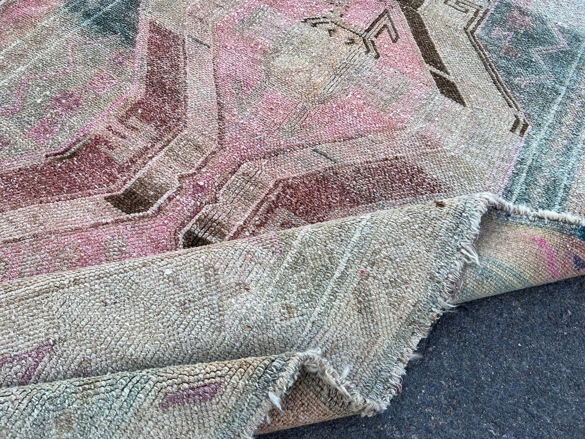Vintage Turkish Wool Area Rug 4x9: Oriental Entryway Rug