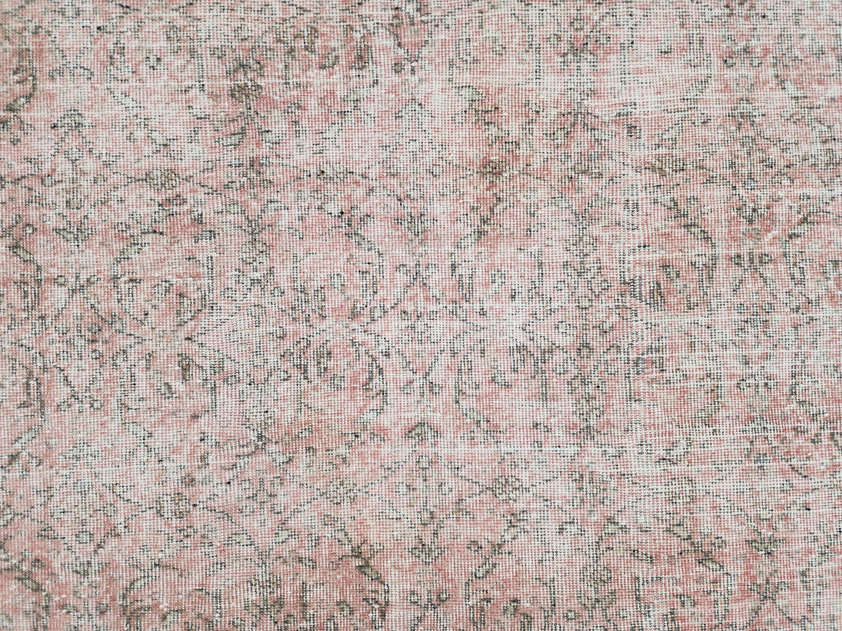 5x9 Handwoven Turkish Oushak Rug: Vintage Pink Oriental Rug