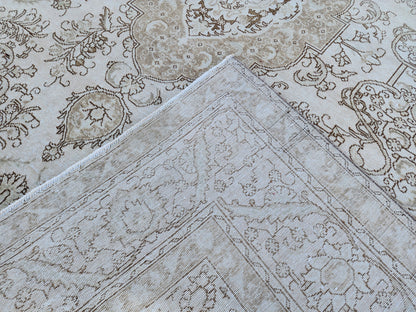 Large Vintage Turkish Rug 10x12: Hand Knotted Wool Area Rug