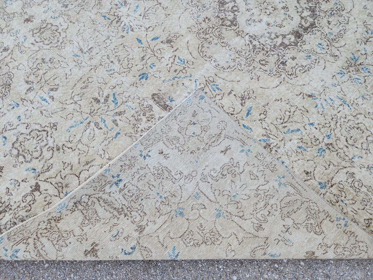 7x10 Oushak Rug: Handwoven Turkish Wool, Neutral Farmhouse Style