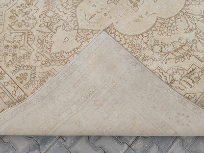 9x12 Vintage Turkish Wool Rug: Handmade Grey Cream Persian Rug
