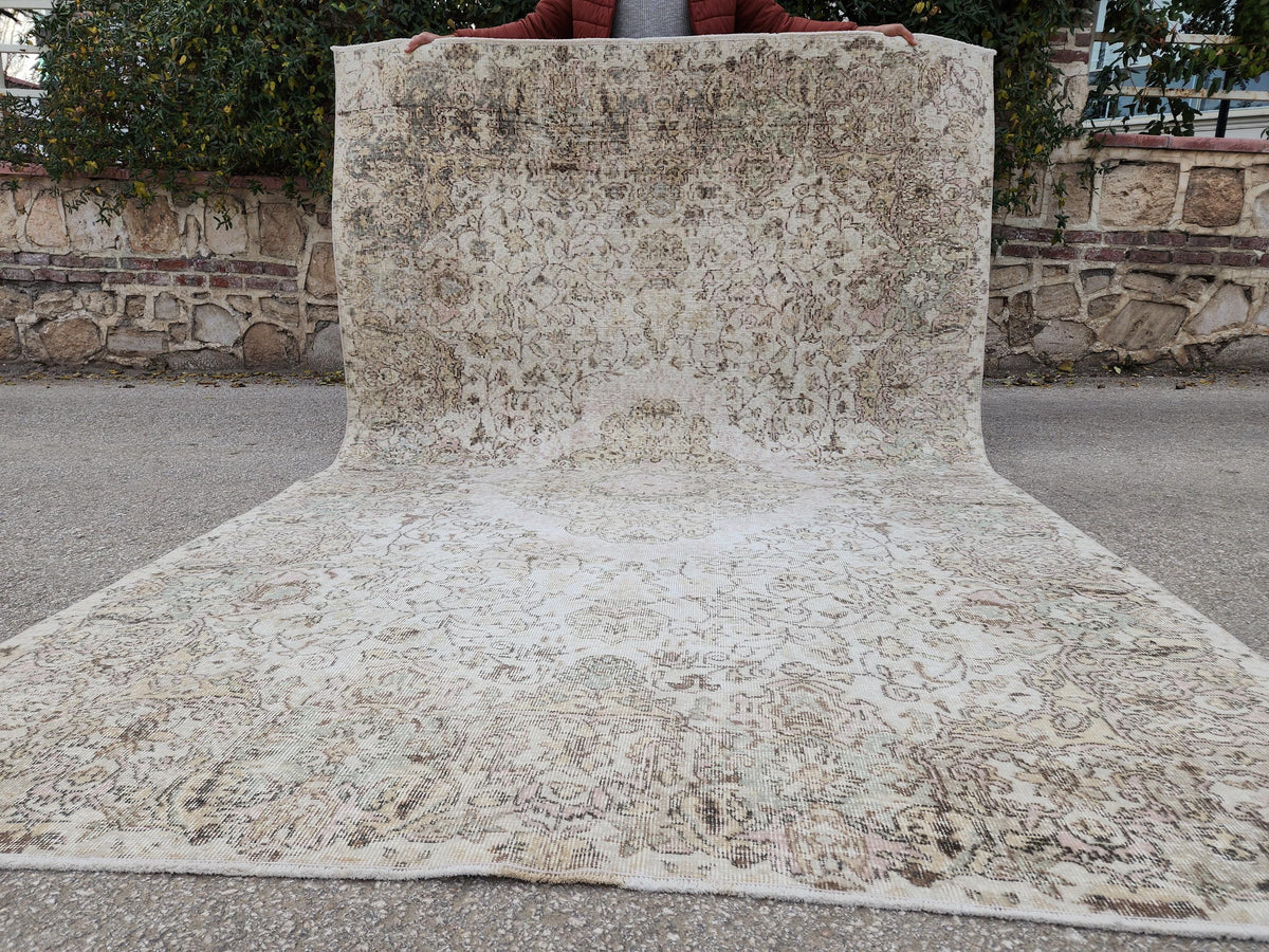 6x10 Green Vintage Rug: Oushak Medallion Hand‑Knotted Turkish Area Rug
