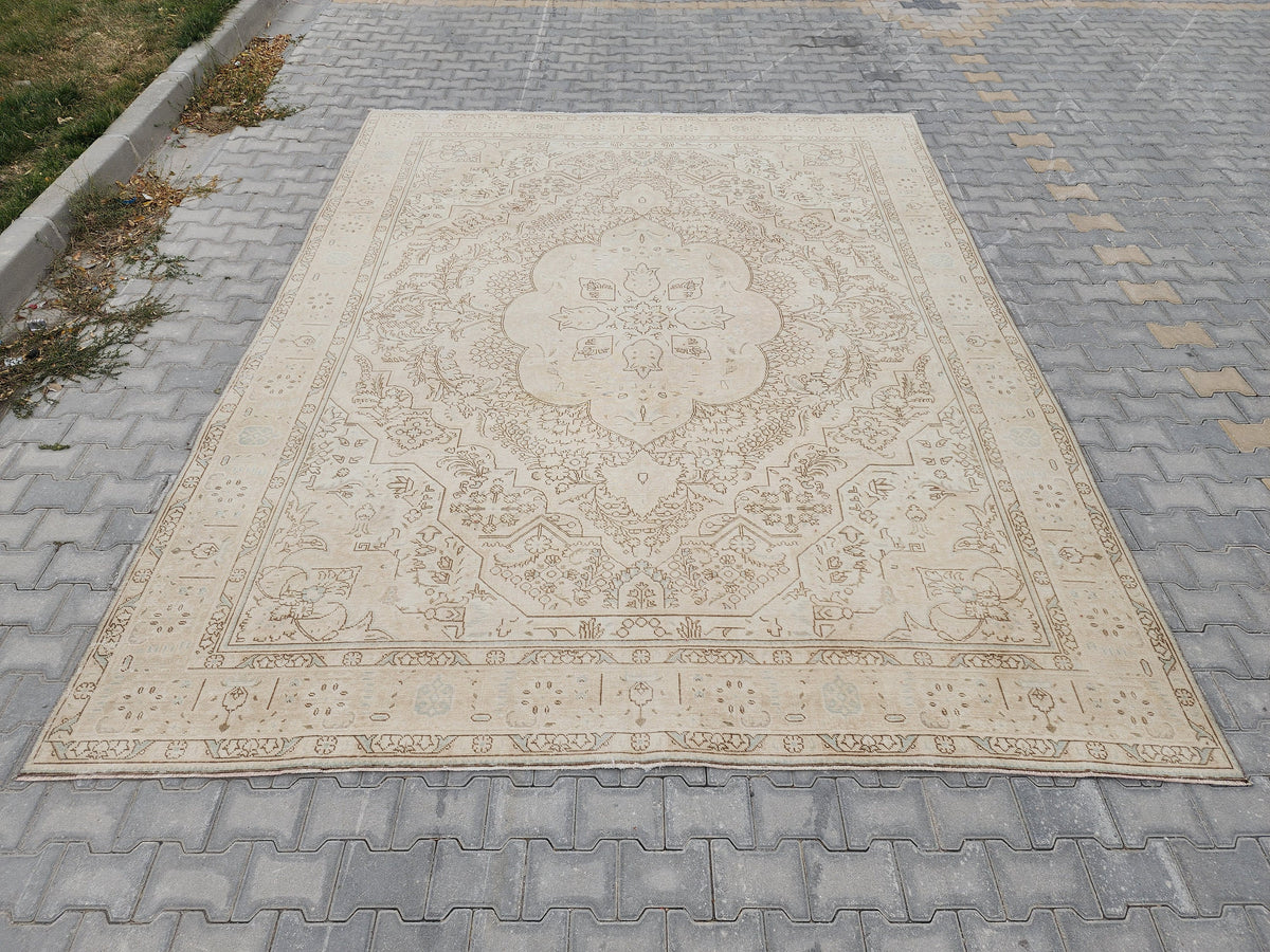 9x12 Vintage Turkish Wool Rug: Handmade Grey Cream Persian Rug
