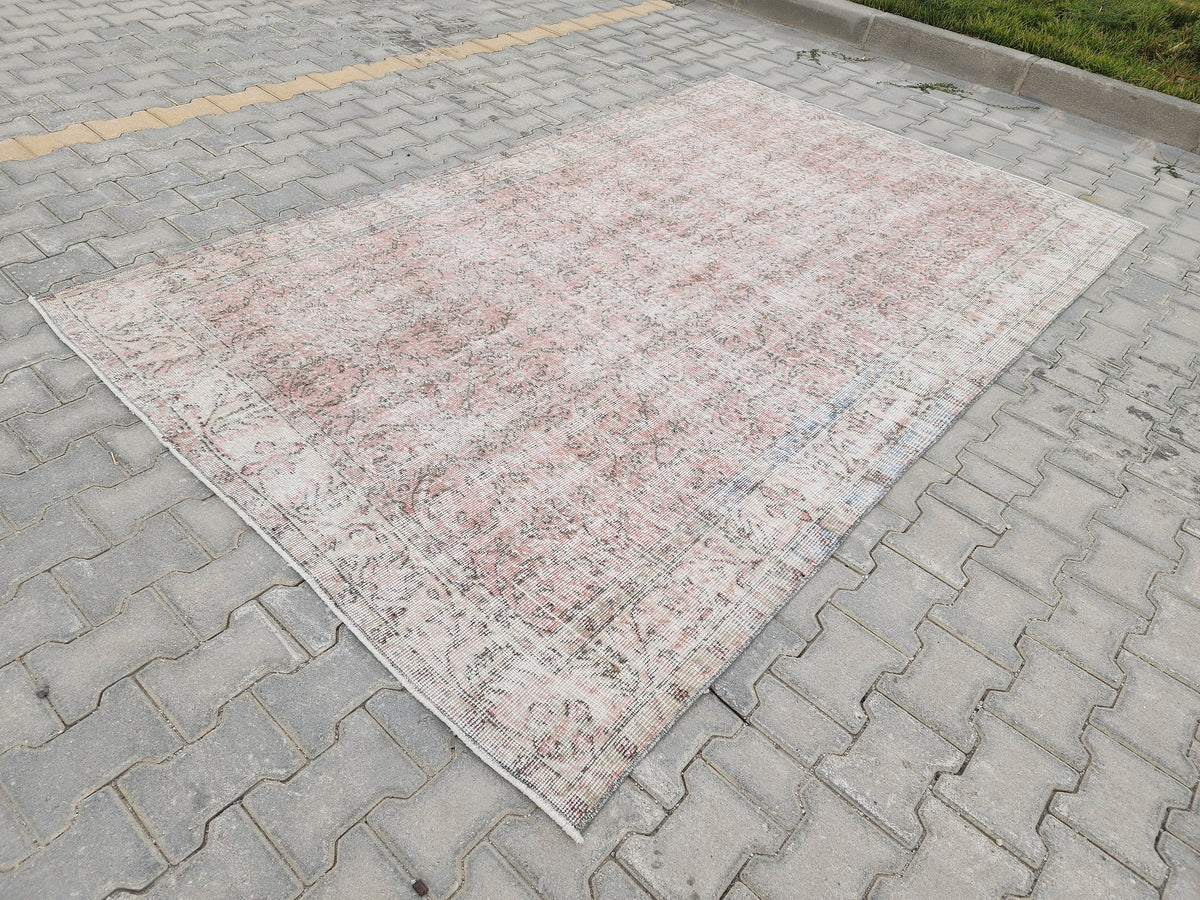 5x9 Handwoven Turkish Oushak Rug: Vintage Pink Oriental Rug