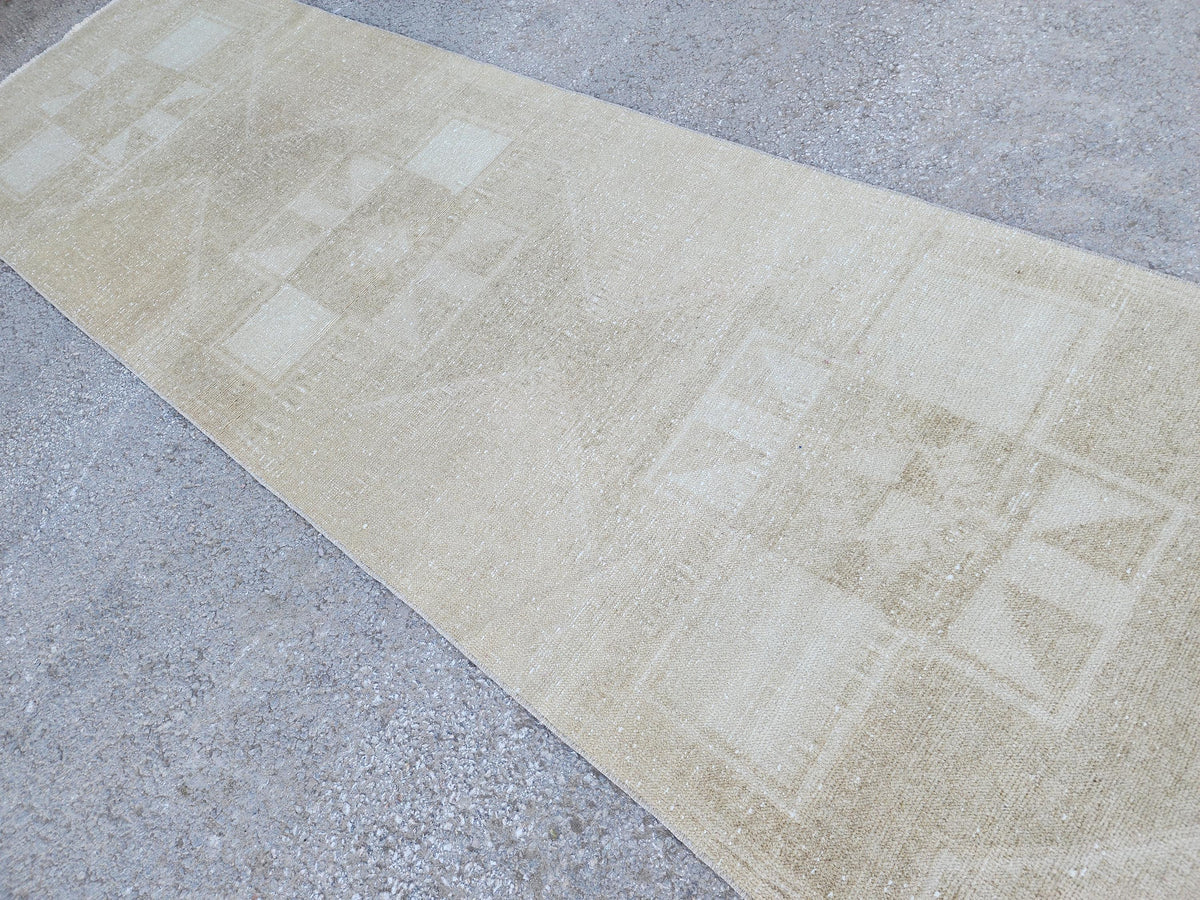 3x11 Neutral Turkish wool Runner: Hand Made Geometric Design