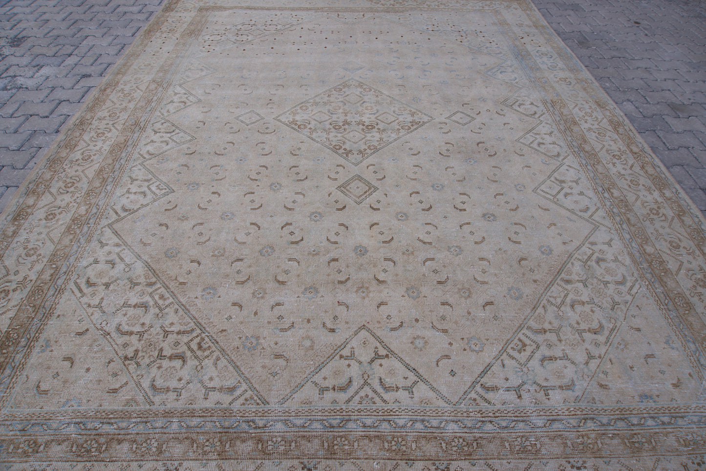 Hand Knotted Large Rug 9x12 ft- sku2010