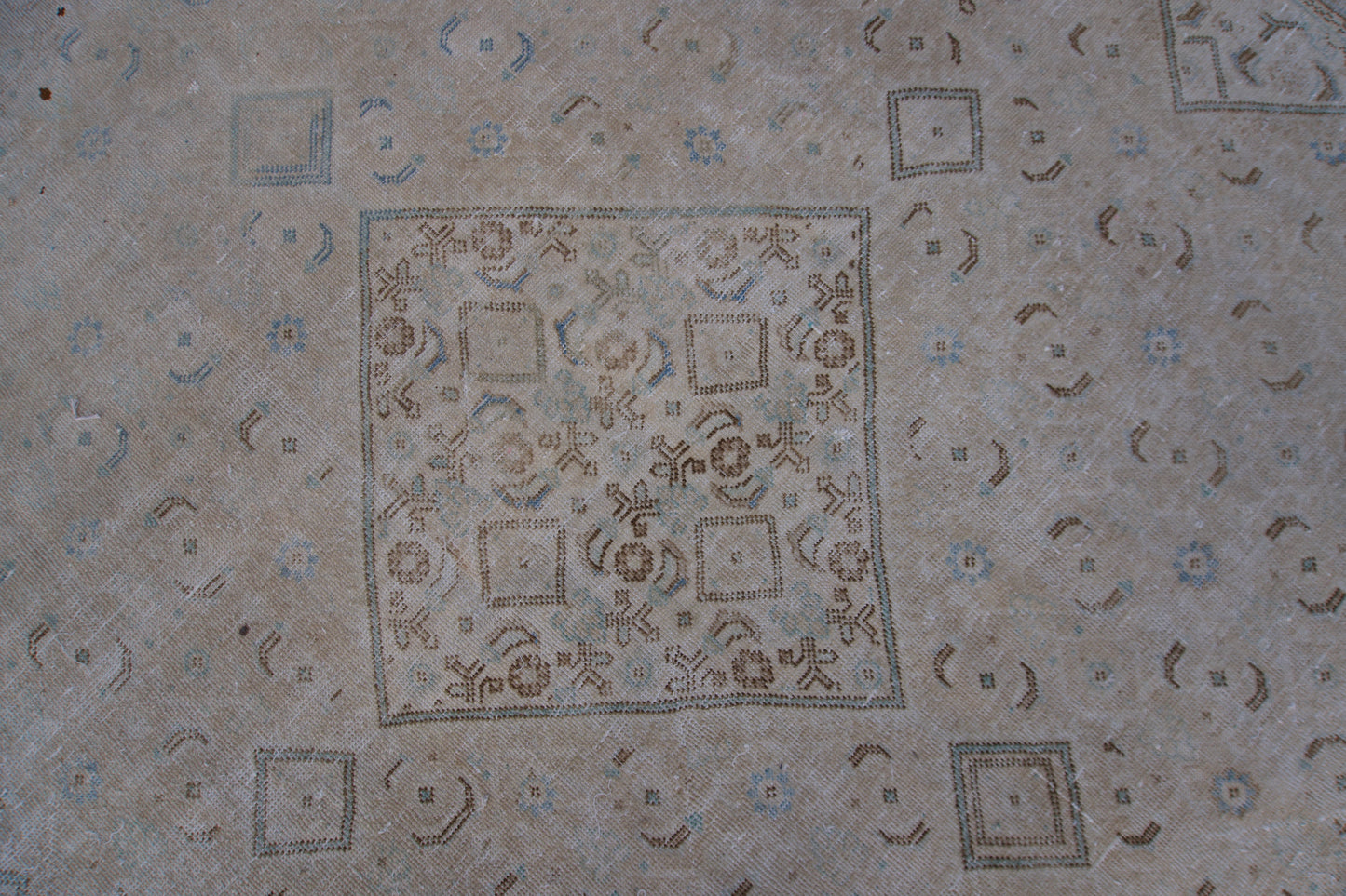 Hand Knotted Large Rug 9x12 ft- sku2010