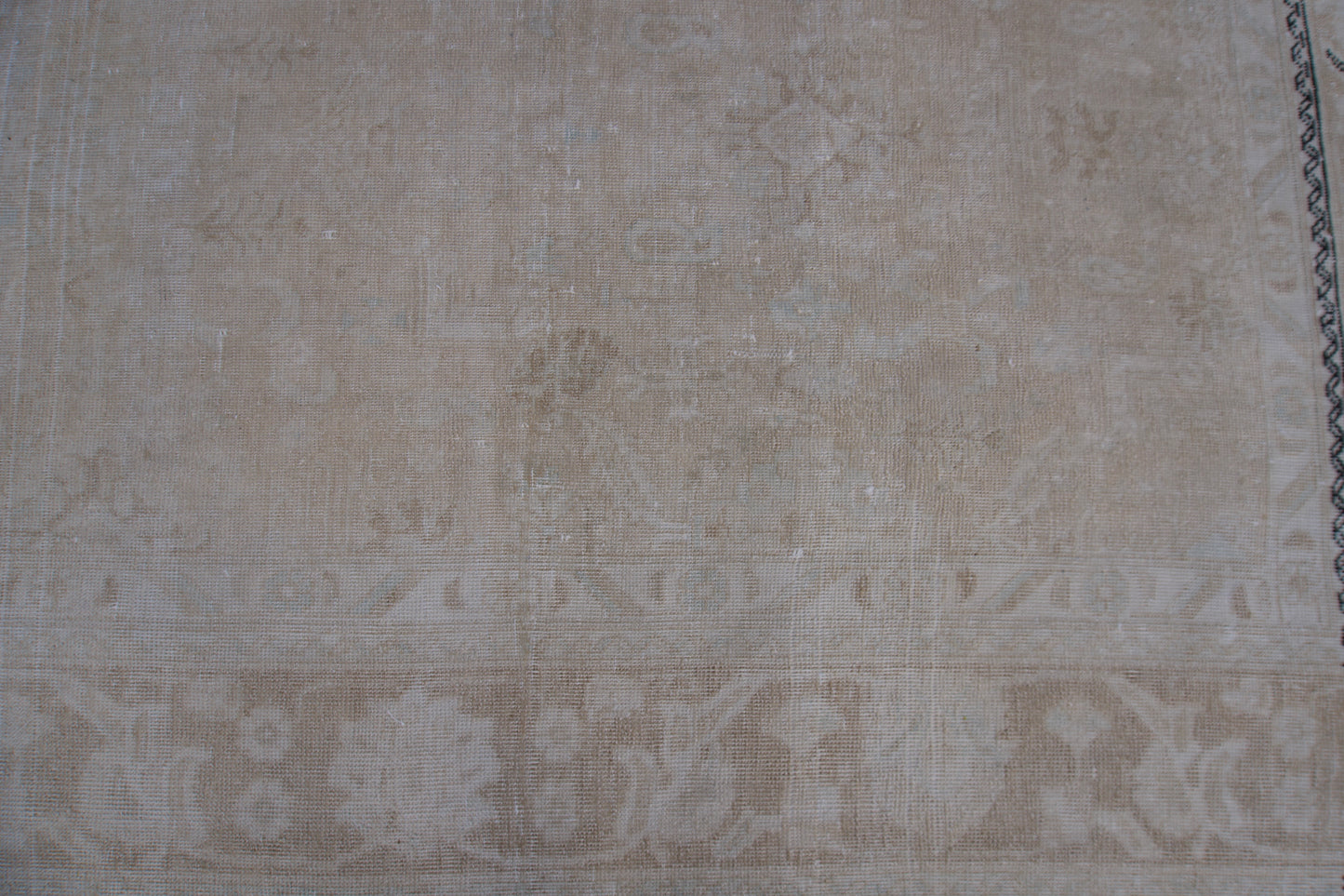 Vintage Area Rug 9x12 ft- sku2008