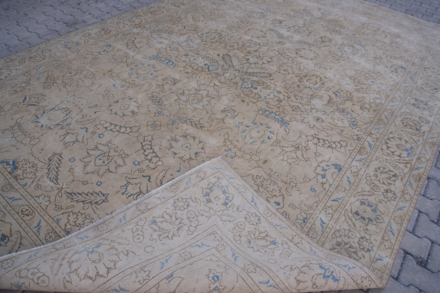 Vintage Oversize Rug 10x15 ft - sku 2042