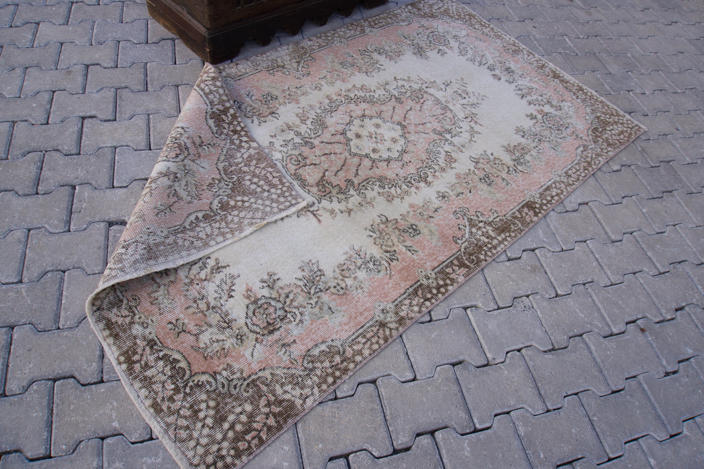 Vintage Small Rug 4x7 ft - sku 896