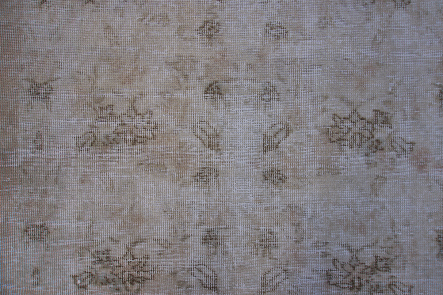 Vintage Neutral Rug 4x7 ft - sku 897
