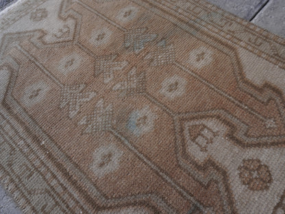 Hand Knotted Doormat 2x2 ft - skuy44