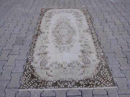 Neutral Small Rug 4x7 ft - sku 1008
