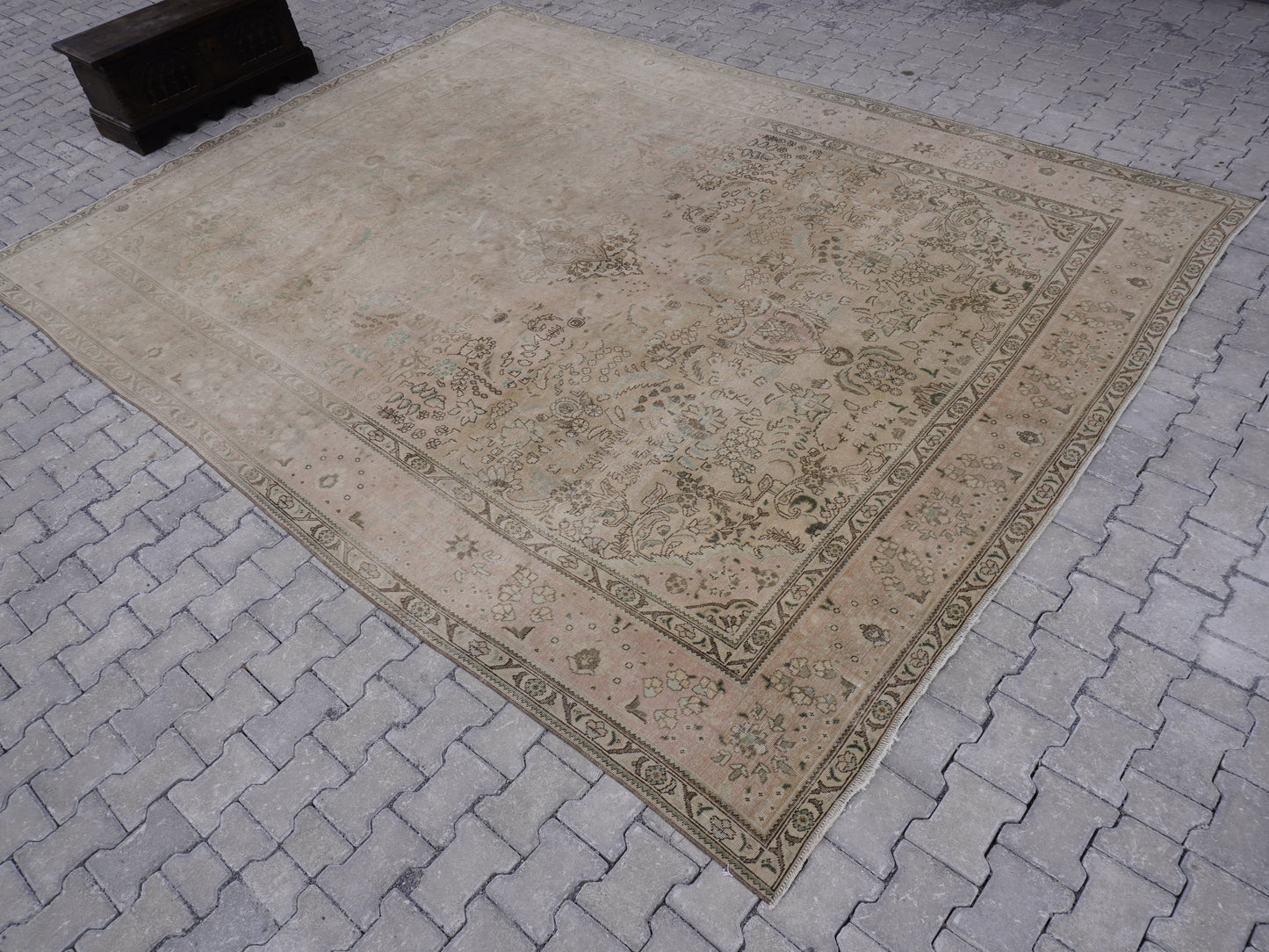 Vintage Wool Rug 10x13 ft- sku563