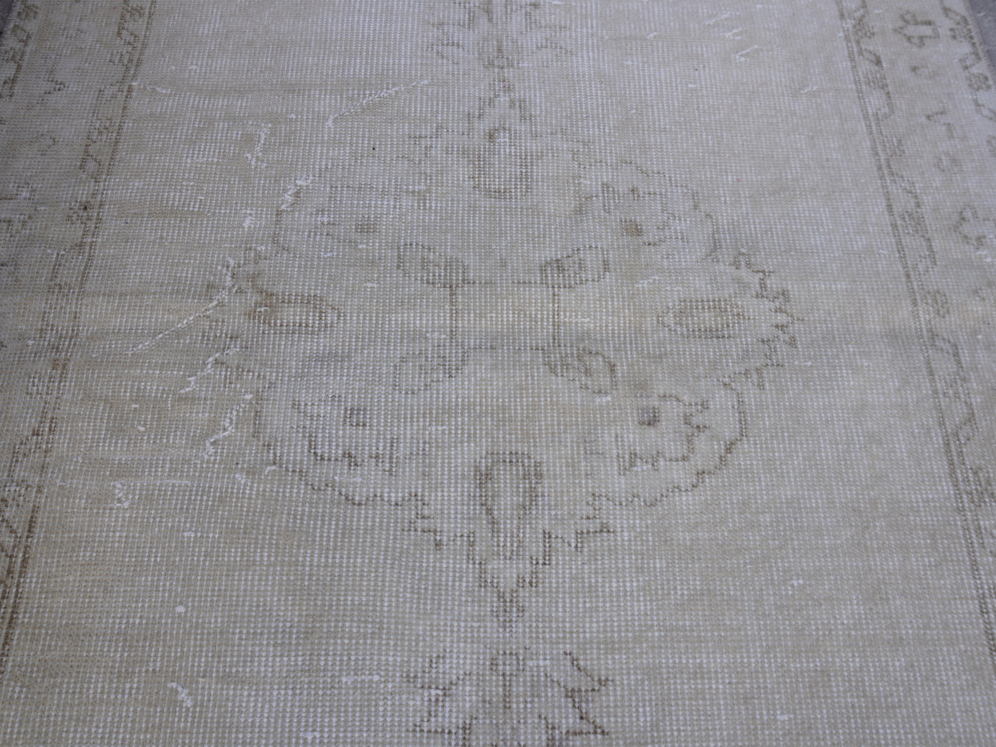 Wool Neutral Small Rug 3x6 ft - sku 1018